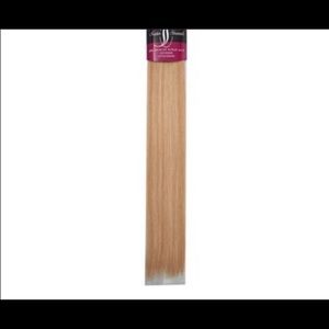 Satin Strands 22” extensions in St. Tropez